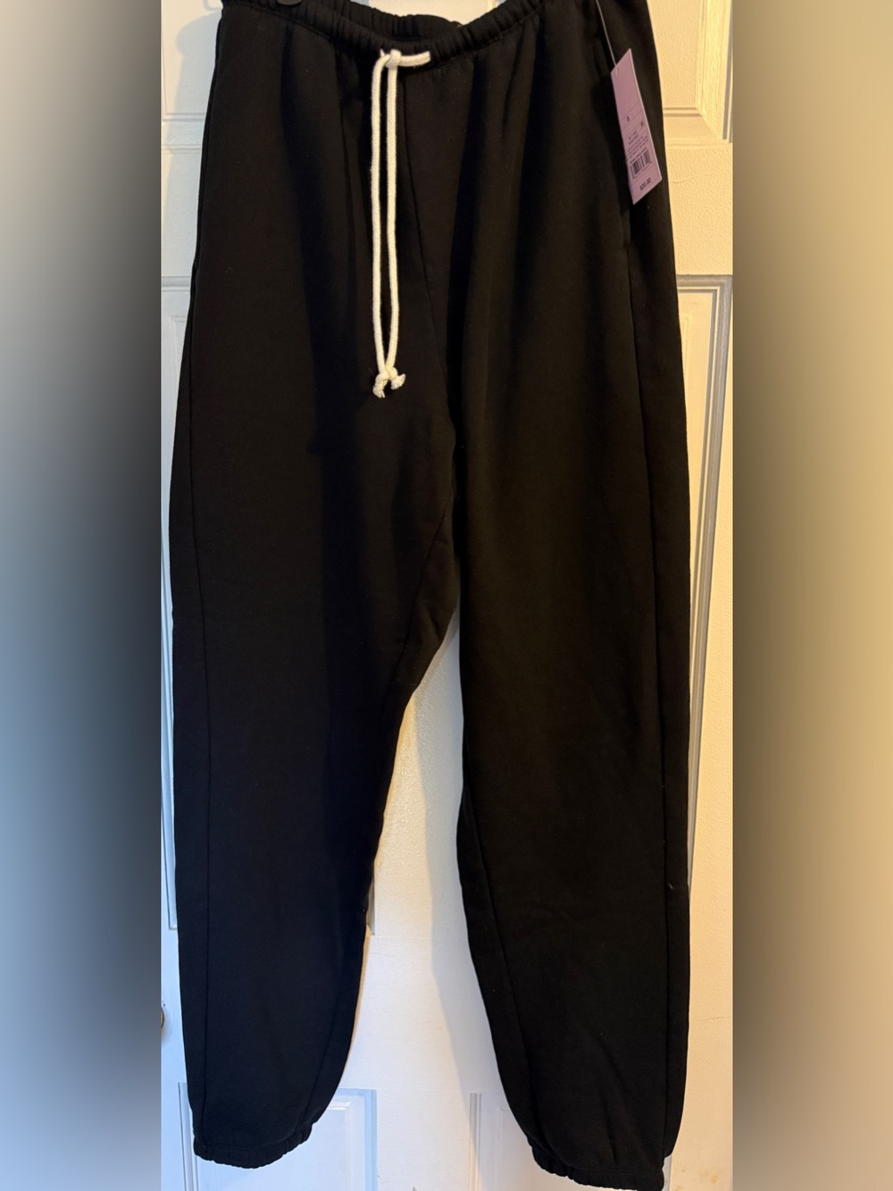 Wild Fable Women's High-Rise Slim Fit Joggers- 
Elastic Waist, 29" Inseam Small